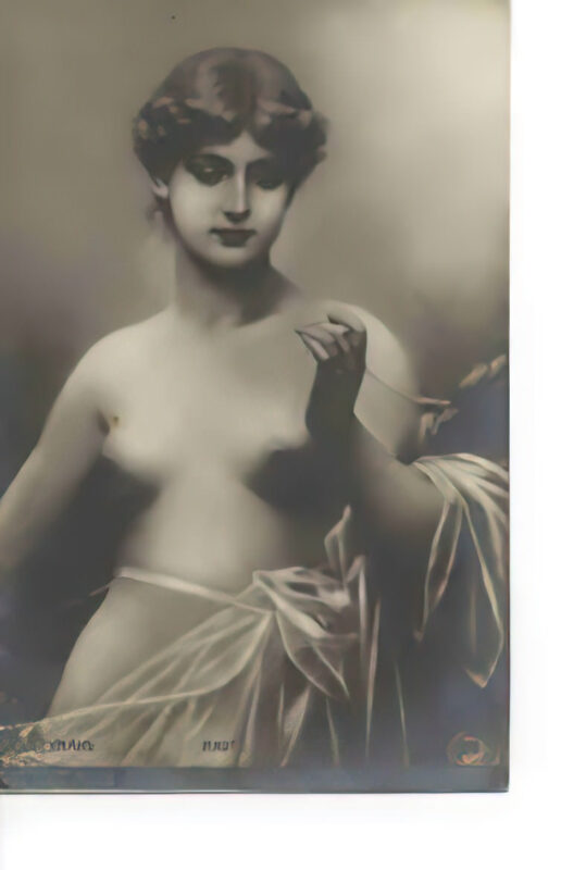 Volume 1 of Black and White Image of Naked / Nude Woman in the Classic Retro Period Volume 1 of Black and White Photo of Naked / Nude Women and Girls in the Vintage Era
