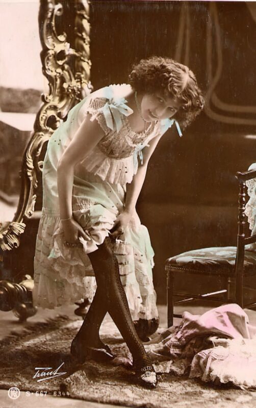 Photo 323 - Color Tint Vintage Nude Men and Women Sepia, Monochrome and Others Photo 323 - Color Tint Vintage Nude Men and Women Sepia, Monochrome and Others