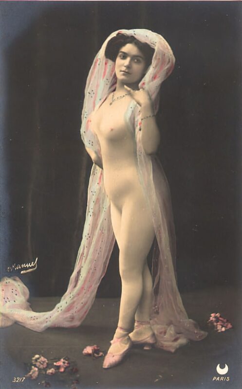 Photo 338 - Color Tint Vintage Nude Men and Women Sepia, Monochrome and Others Photo 338 - Color Tint Vintage Nude Men and Women Sepia, Monochrome and Others