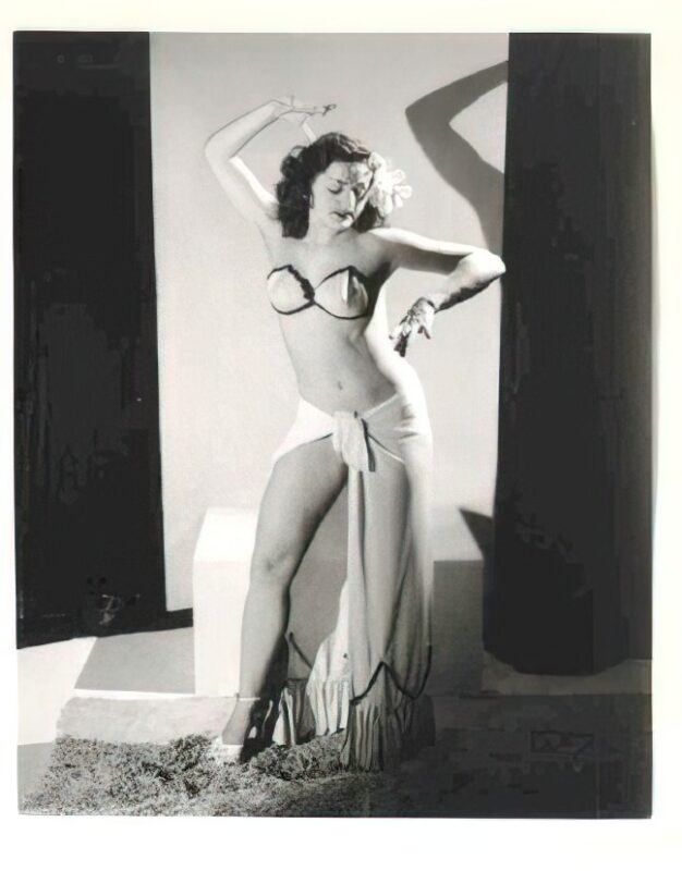 Photo 085 - Vintage Nude Girl Mixed, Upscaled - Volume 3