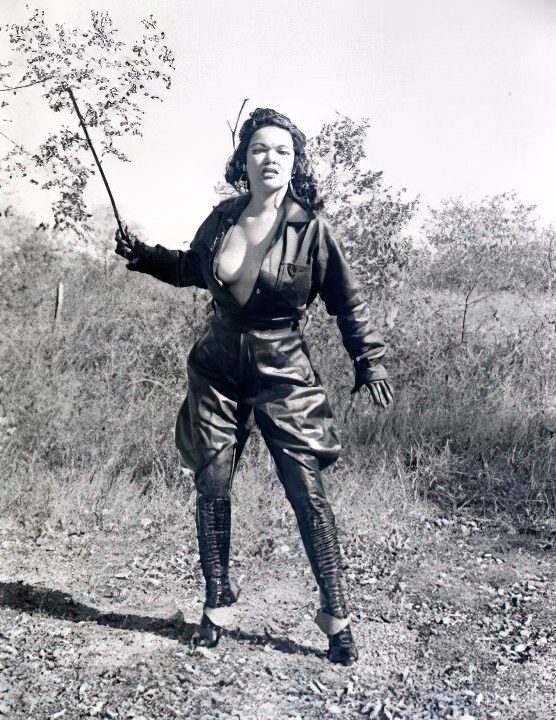 Vintage Erotica and Photo Image Galleries of Classic Women Nude in the 1950's