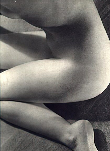 Retro Girls naked in the 1930's Vintage Women and Girls nude in the 1930's