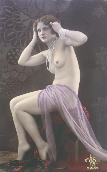 Photo 352 - Color Tint Vintage Nude Men and Women Sepia, Monochrome and Others Photo 352 - Color Tint Vintage Nude Men and Women Sepia, Monochrome and Others
