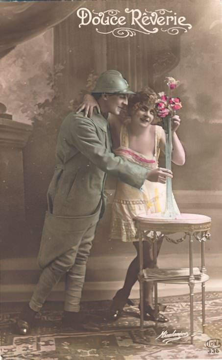 Photo 362 - Color Tint Vintage Nude Men and Women Sepia, Monochrome and Others Photo 362 - Color Tint Vintage Nude Men and Women Sepia, Monochrome and Others