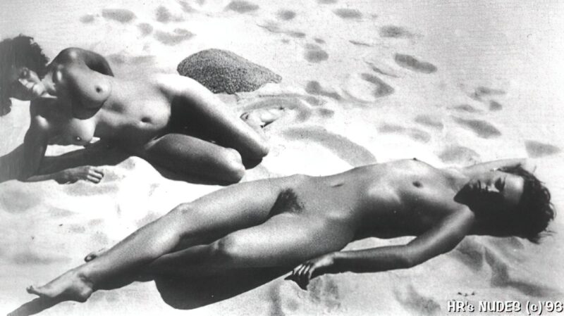 Classic Vintage Retro Nude Men and Women in Full Black and White from 1800s to the 1920's Volume 3 of Vintage Erotica and Photo Image Galleries of Classic Women Nude in the 1800s to the 1920s