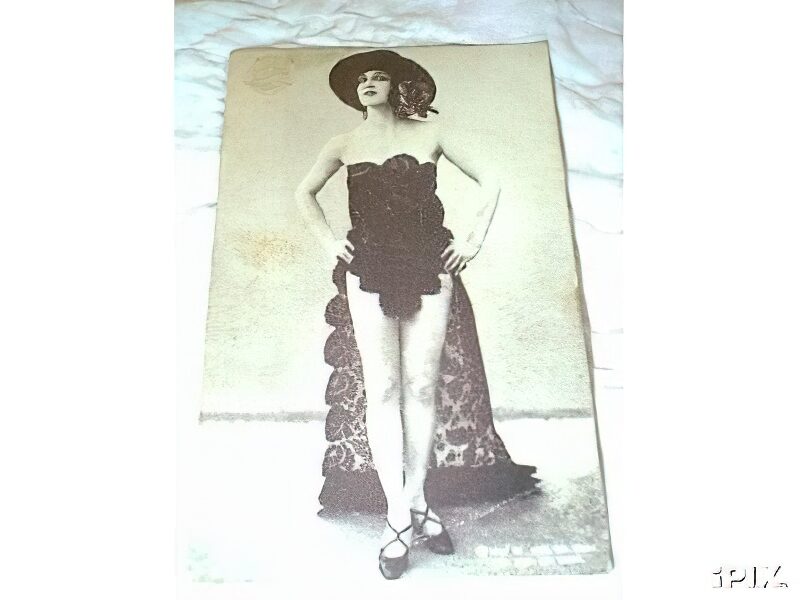 Volume 4 of Vintage Erotica and Photo Image Galleries of Classic Women Nude in the 1800s to the 1920s