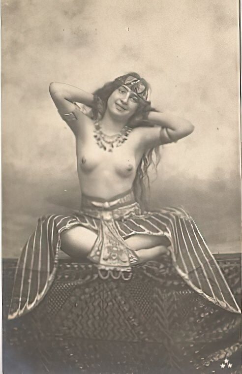 Volume 4 of Vintage Erotica and Photo Image Galleries of Classic Women Nude in the 1800s to the 1920s