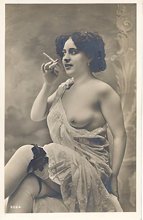 Volume 4 of Vintage Erotica and Photo Image Galleries of Classic Women Nude in the 1800s to the 1920s