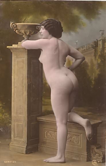 Photo 402 - Color Tint Vintage Nude Men and Women Sepia, Monochrome and Others Photo 402 - Color Tint Vintage Nude Men and Women Sepia, Monochrome and Others