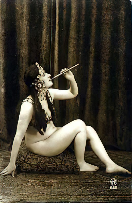 Volume 3 of Black and White Photo of Naked / Nude Women and Girls in the Vintage Era