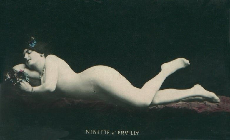 Photo 435 - Color Tint Vintage Nude Men and Women Sepia, Monochrome and Others Photo 435 - Color Tint Vintage Nude Men and Women Sepia, Monochrome and Others