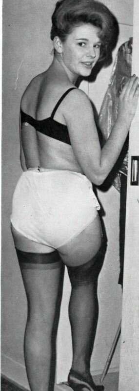 Vintage Erotica and Photo Image Galleries of Classic Women Nude in the 1950's