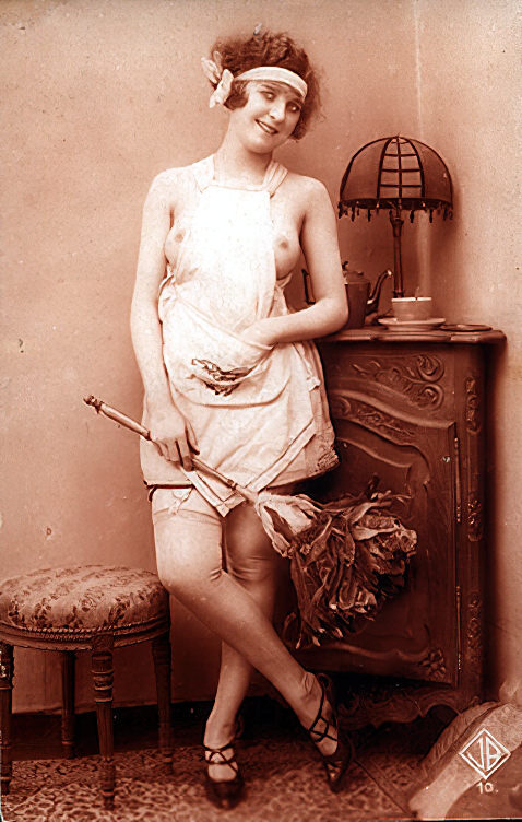 Volume 4 of Vintage Erotica and Photo Image Galleries of Classic Women Nude in the 1800s to the 1920s