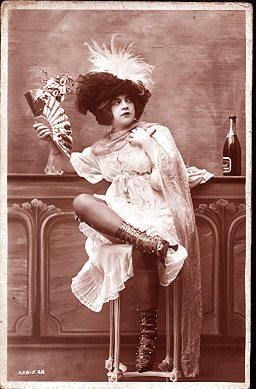 Volume 4 of Vintage Erotica and Photo Image Galleries of Classic Women Nude in the 1800s to the 1920s