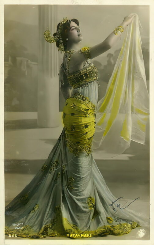 Retro Classic Erotica Color Tint Nude