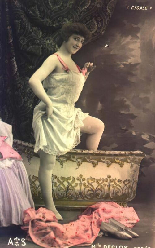 Retro Classic Erotica Color Tint Nude