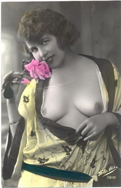 Retro Classic Erotica Color Tint Nude