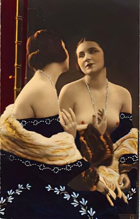 Retro Classic Erotica Color Tint Nude