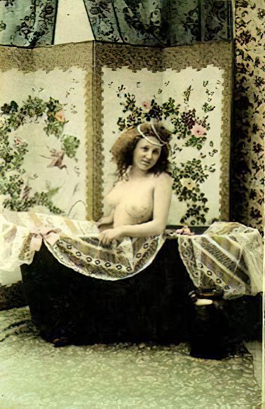 Retro Classic Erotica Color Tint Nude