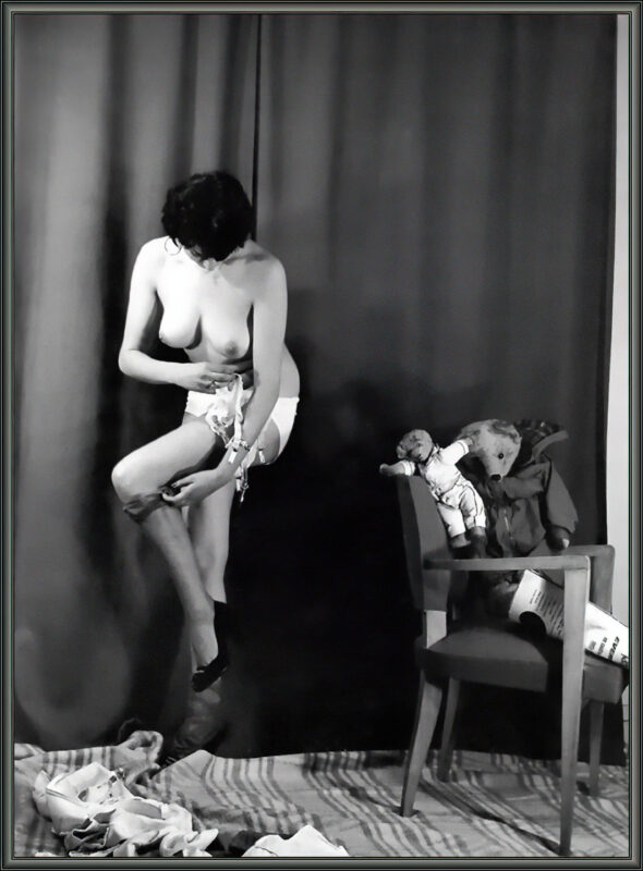 Retro Girls naked in the 1960's Vintage Erotica and Photo Image Galleries of Classic Women Nude in the 1960's