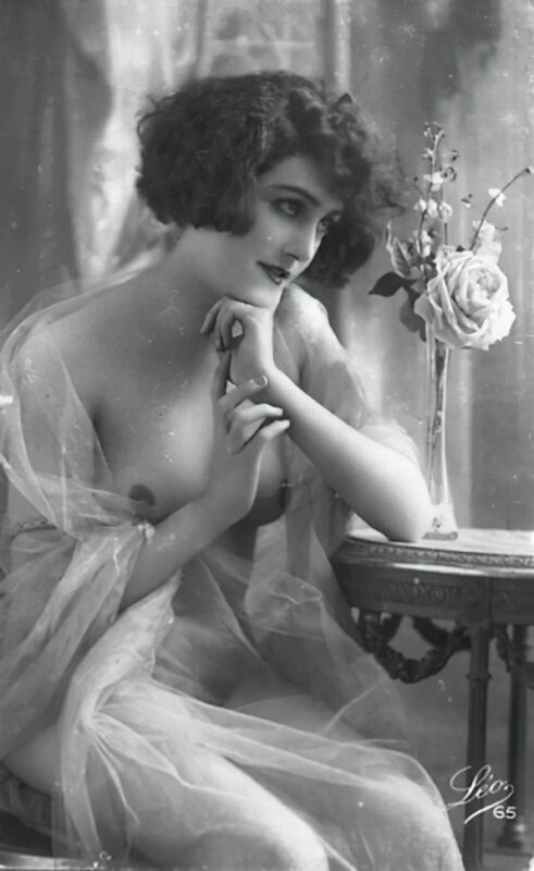 Volume 4 of Vintage Erotica and Photo Image Galleries of Classic Women Nude in the 1800s to the 1920s