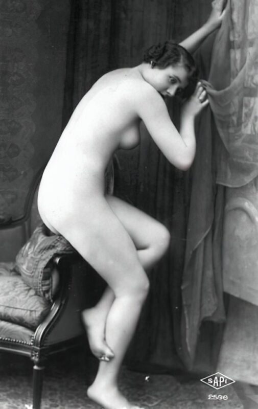 Volume 4 of Vintage Erotica and Photo Image Galleries of Classic Women Nude in the 1800s to the 1920s