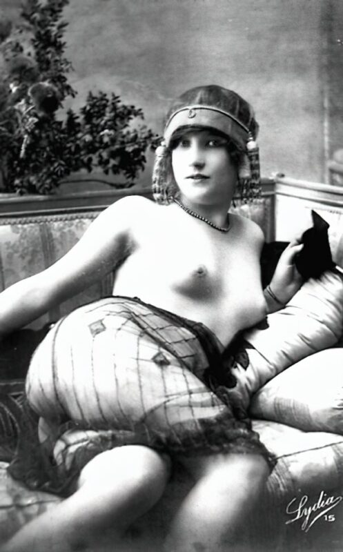 Volume 4 of Vintage Erotica and Photo Image Galleries of Classic Women Nude in the 1800s to the 1920s