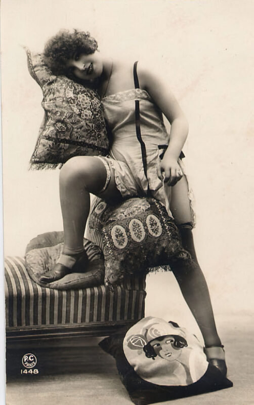 Volume 4 of Vintage Erotica and Photo Image Galleries of Classic Women Nude in the 1800s to the 1920s