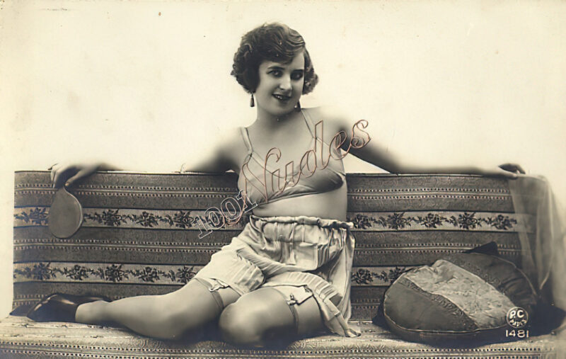 Volume 4 of Vintage Erotica and Photo Image Galleries of Classic Women Nude in the 1800s to the 1920s