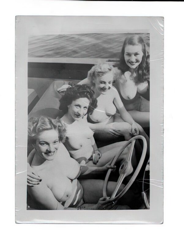 Photo 142 - Vintage Nude Girl Mixed, Upscaled - Volume 7 Photo 142 - Vintage Nude Girl Mixed, Upscaled - Volume 7