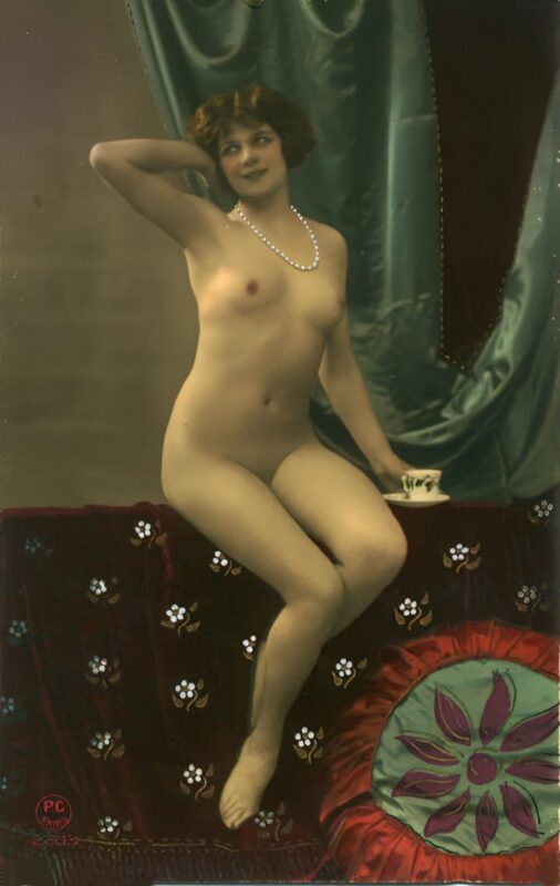 Photo 643 - Color Tint Vintage Nude Men and Women Sepia, Monochrome and Others Photo 643 - Color Tint Vintage Nude Men and Women Sepia, Monochrome and Others
