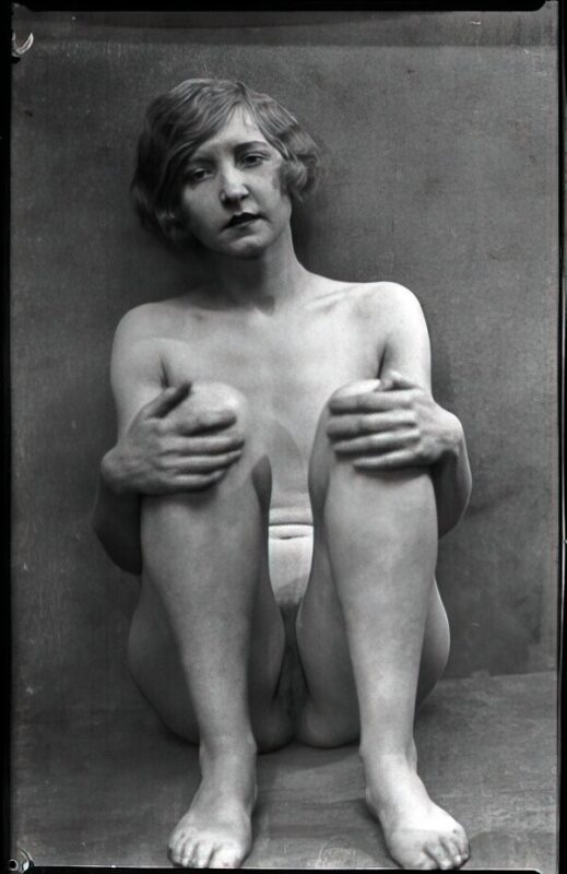 Photo 185 - Vintage Nude Girl Mixed, Upscaled - Volume 7 Photo 185 - Vintage Nude Girl Mixed, Upscaled - Volume 7