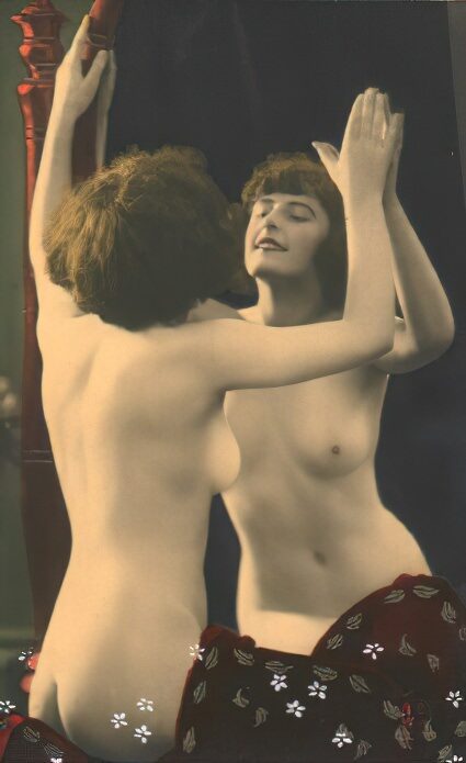 Photo 671 - Color Tint Vintage Nude Men and Women Sepia, Monochrome and Others Photo 671 - Color Tint Vintage Nude Men and Women Sepia, Monochrome and Others