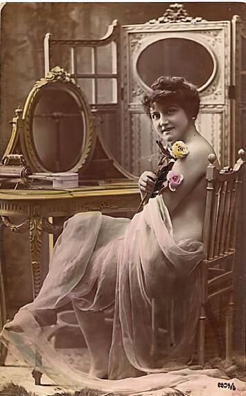 Photo 680 - Color Tint Vintage Nude Men and Women Sepia, Monochrome and Others Photo 680 - Color Tint Vintage Nude Men and Women Sepia, Monochrome and Others