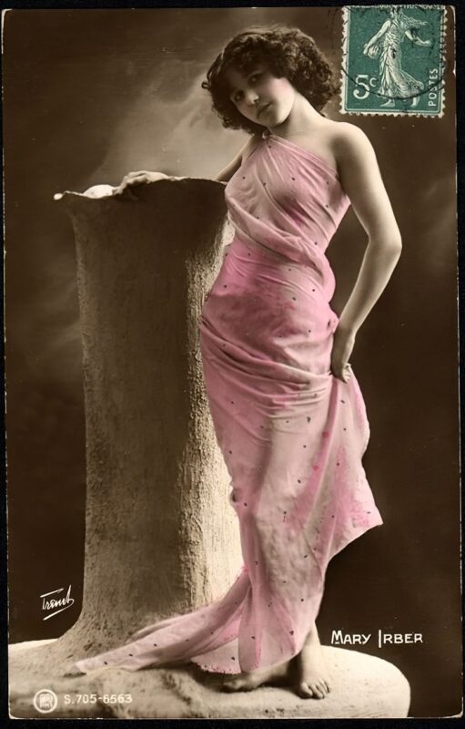 Photo 689 - Color Tint Vintage Nude Men and Women Sepia, Monochrome and Others Photo 689 - Color Tint Vintage Nude Men and Women Sepia, Monochrome and Others