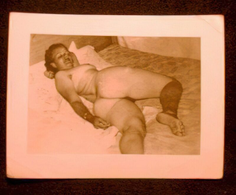 Retro Girls naked in the 1930's Vintage Women and Girls nude in the 1930's