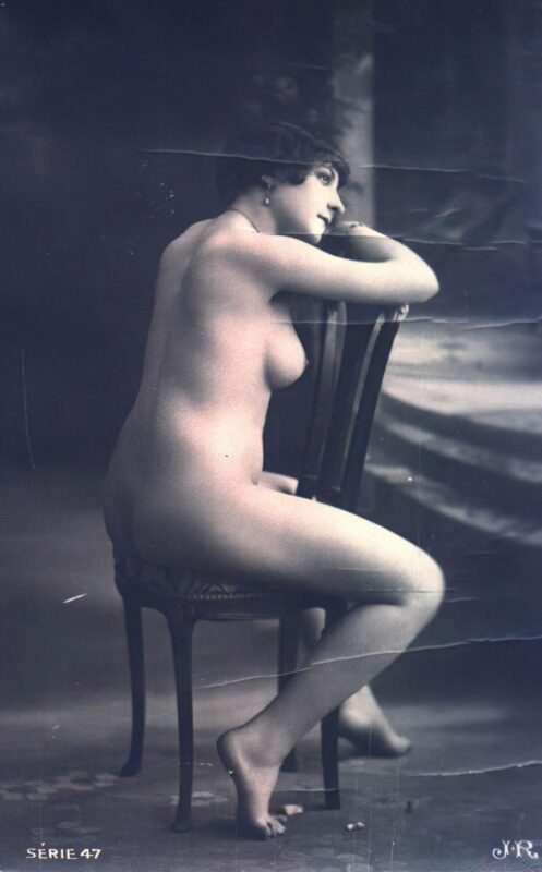 Volume 3 of Black and White Photo of Naked / Nude Women and Girls in the Vintage Era