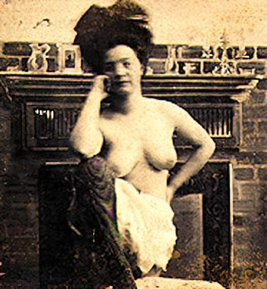 Volume 3 of Black and White Photo of Naked / Nude Women and Girls in the Vintage Era