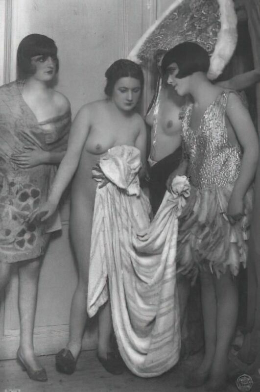 Volume 3 of Black and White Photo of Naked / Nude Women and Girls in the Vintage Era