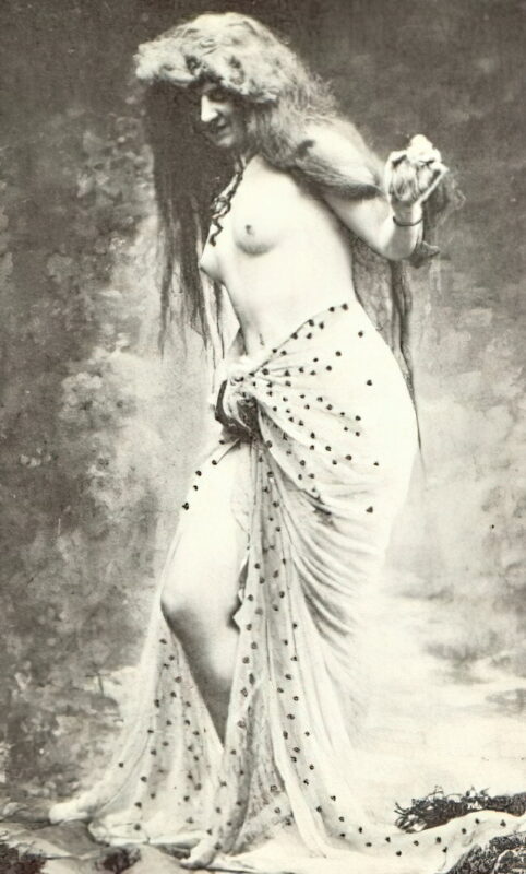 Volume 3 of Black and White Photo of Naked / Nude Women and Girls in the Vintage Era