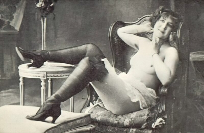 Volume 3 of Black and White Photo of Naked / Nude Women and Girls in the Vintage Era