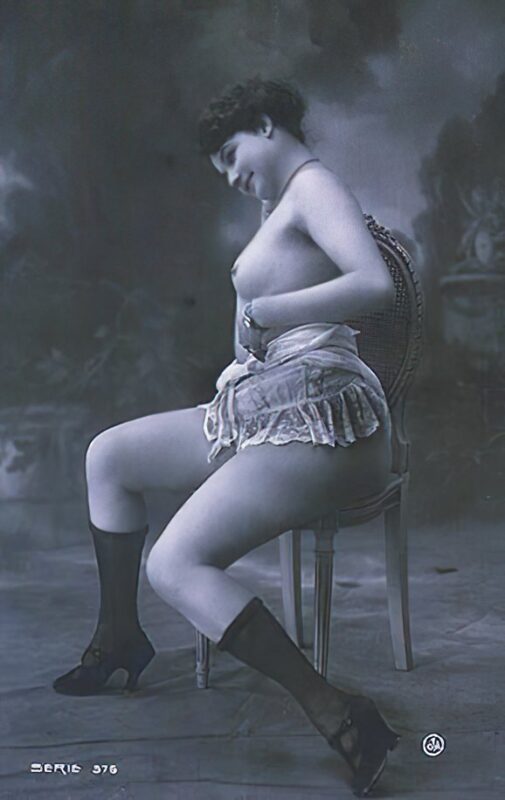 Volume 3 of Black and White Photo of Naked / Nude Women and Girls in the Vintage Era