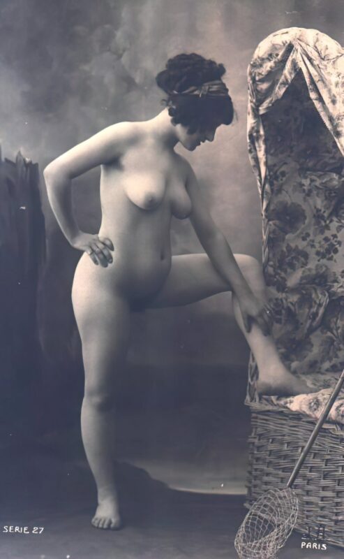 Volume 3 of Black and White Photo of Naked / Nude Women and Girls in the Vintage Era