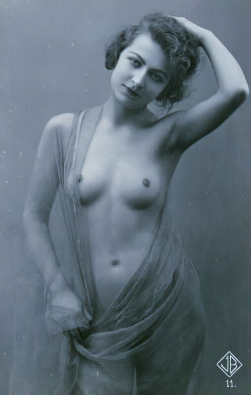 Volume 3 of Black and White Photo of Naked / Nude Women and Girls in the Vintage Era