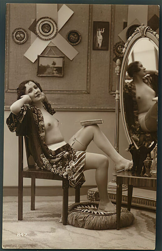 Volume 3 of Black and White Photo of Naked / Nude Women and Girls in the Vintage Era