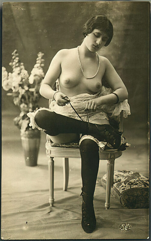 Volume 3 of Black and White Photo of Naked / Nude Women and Girls in the Vintage Era