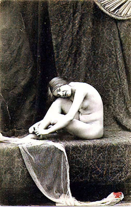 Volume 3 of Black and White Photo of Naked / Nude Women and Girls in the Vintage Era