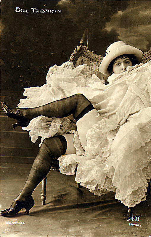 Volume 3 of Black and White Photo of Naked / Nude Women and Girls in the Vintage Era