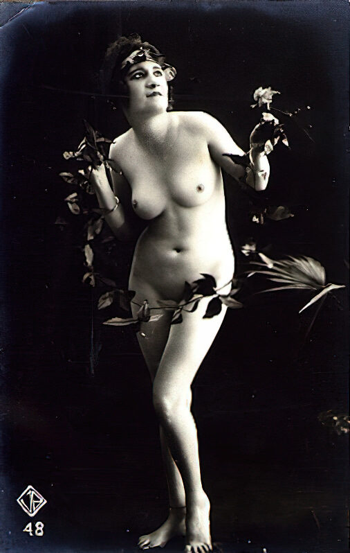 Volume 3 of Black and White Photo of Naked / Nude Women and Girls in the Vintage Era