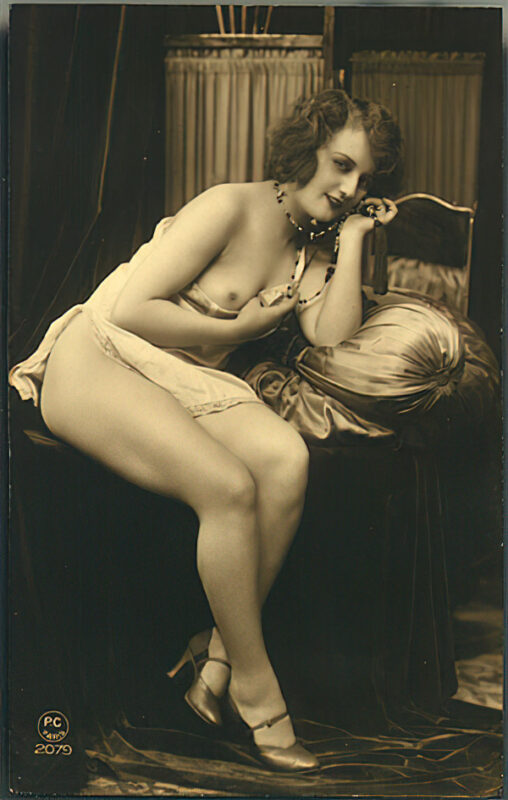 Volume 3 of Black and White Photo of Naked / Nude Women and Girls in the Vintage Era